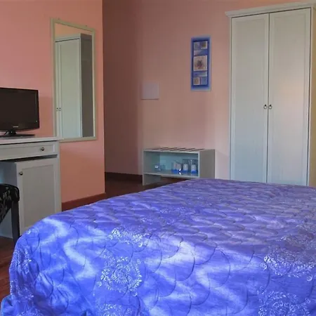 Bosa Guest House Gasthuis 3*