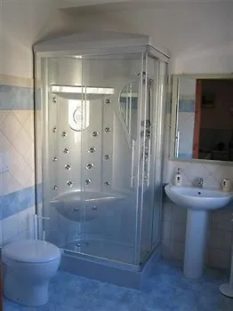 Bosa Guest House 2*