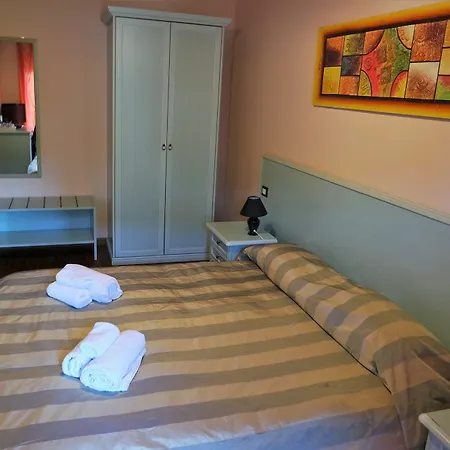 Guest house Bosa Guest House 2*