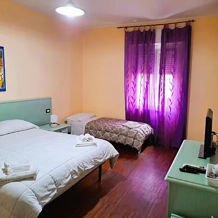 Guest house Bosa Guest House 2*