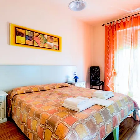 Bosa Guest House 3*