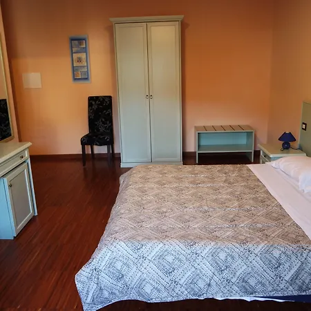 Bosa Guest House 3* Bosa