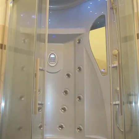 Bosa Guest House 3*