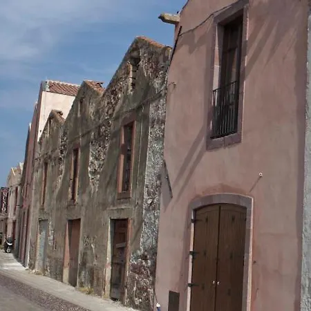 Bosa Guest House Penzion 2*